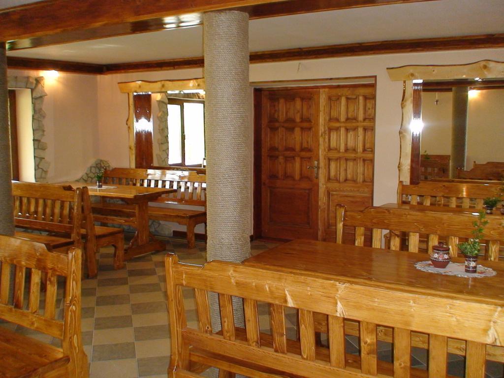 Hotel Gostynniy Dvir Raytshtoky Vorokhta Exterior foto
