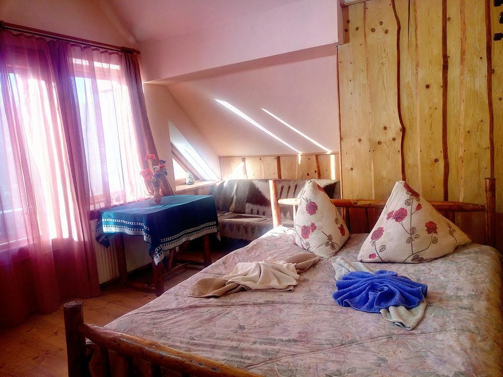 Hotel Gostynniy Dvir Raytshtoky Vorokhta Exterior foto